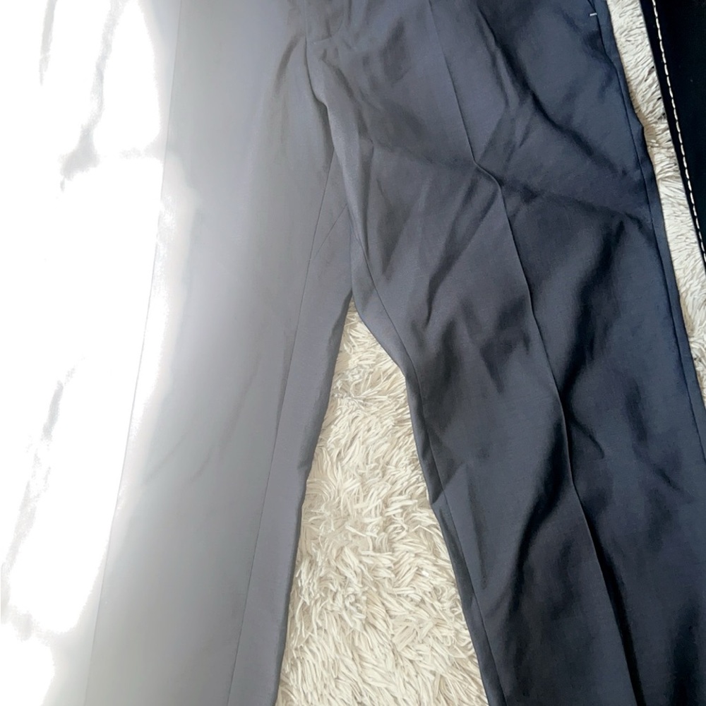 Hugo Boss Slim fit pants 💯
